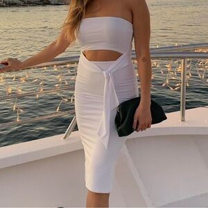 Superdown Sheyla Tube Strapless Midi Dress (NWOT)